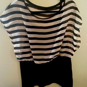 WHIT HOUSE BLACK MARKET Black and white striped dress shirt